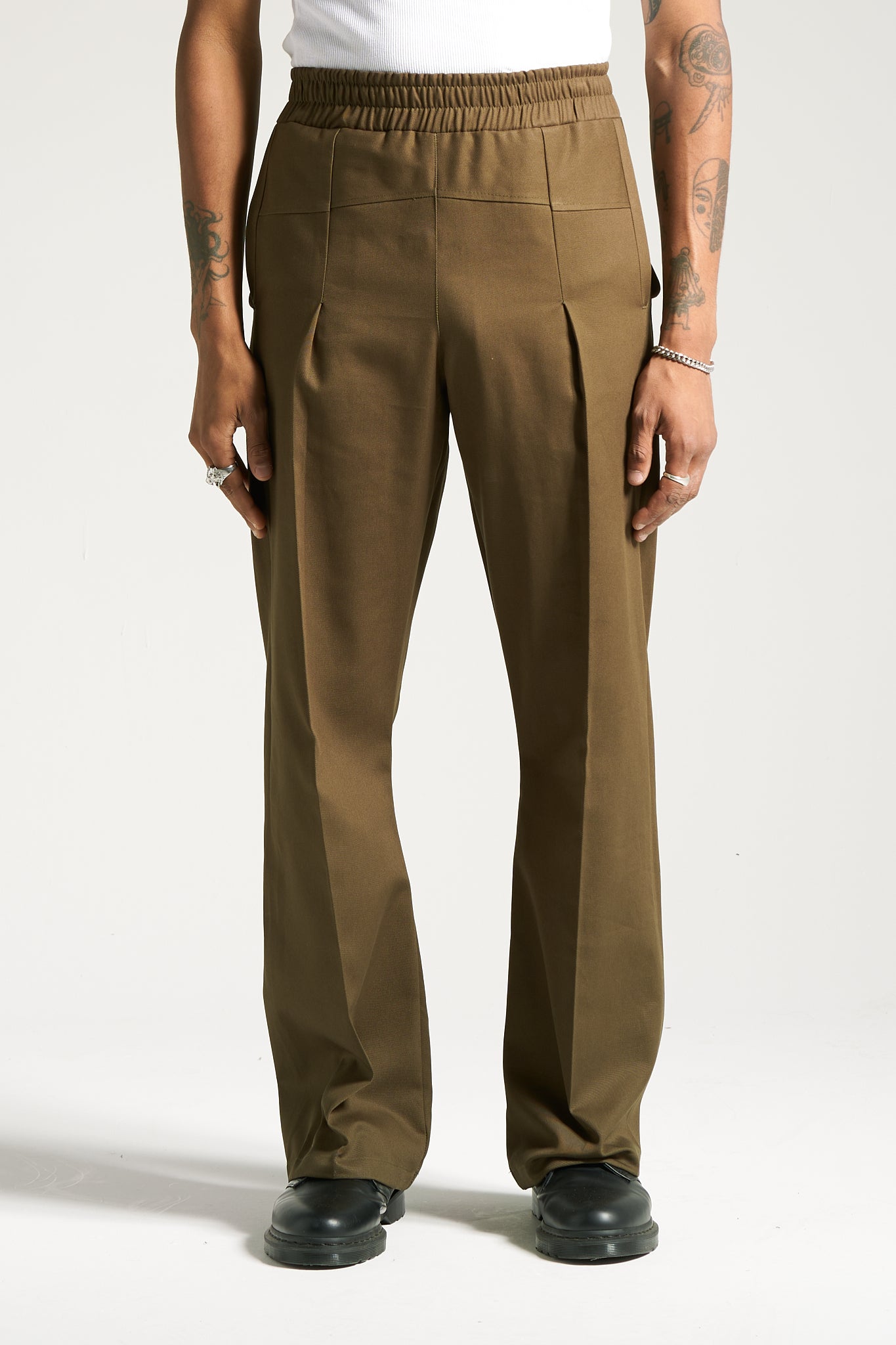 The Olive Bootcut Range Pant