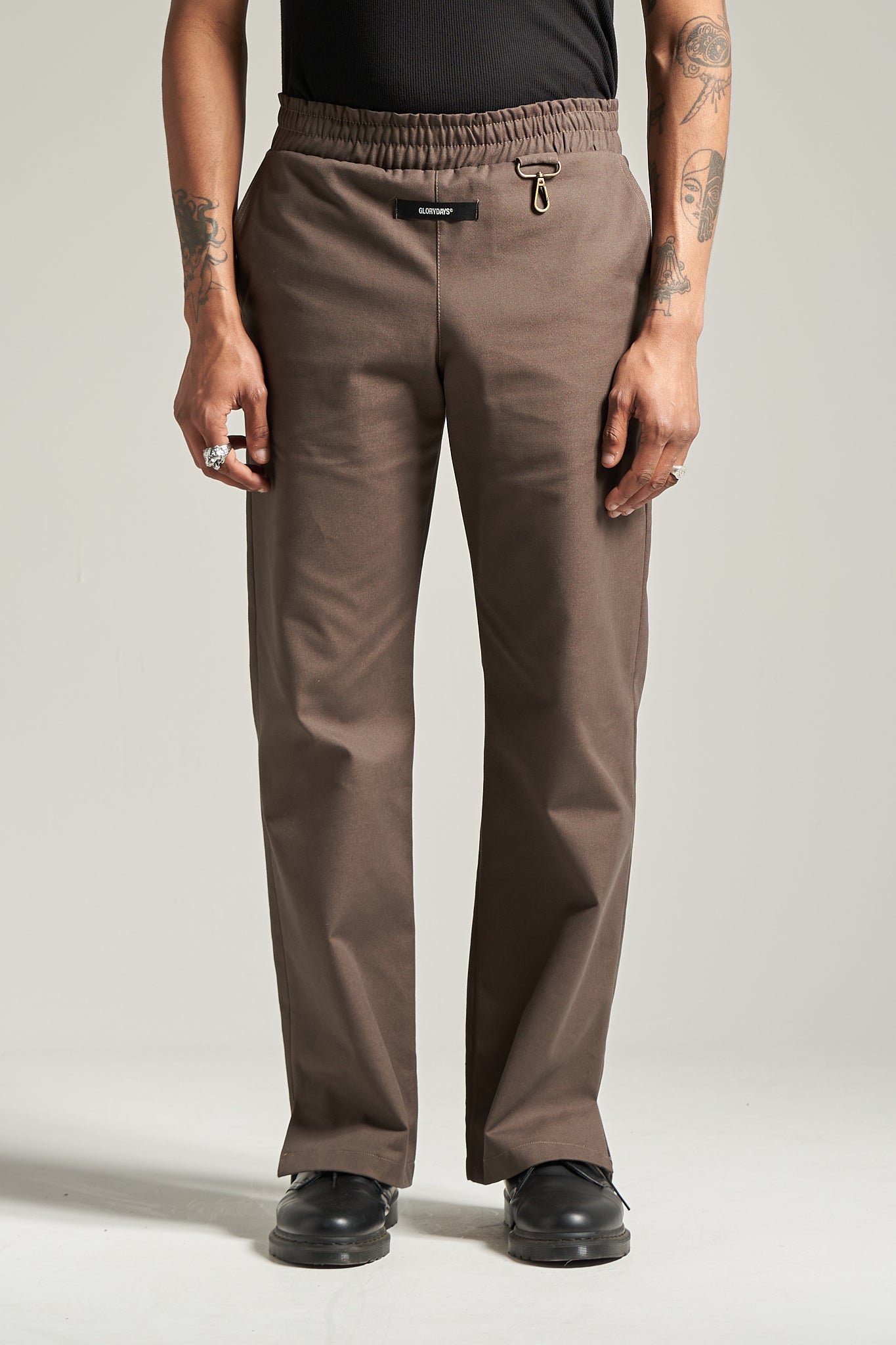 The Umber Canvas Split Pant