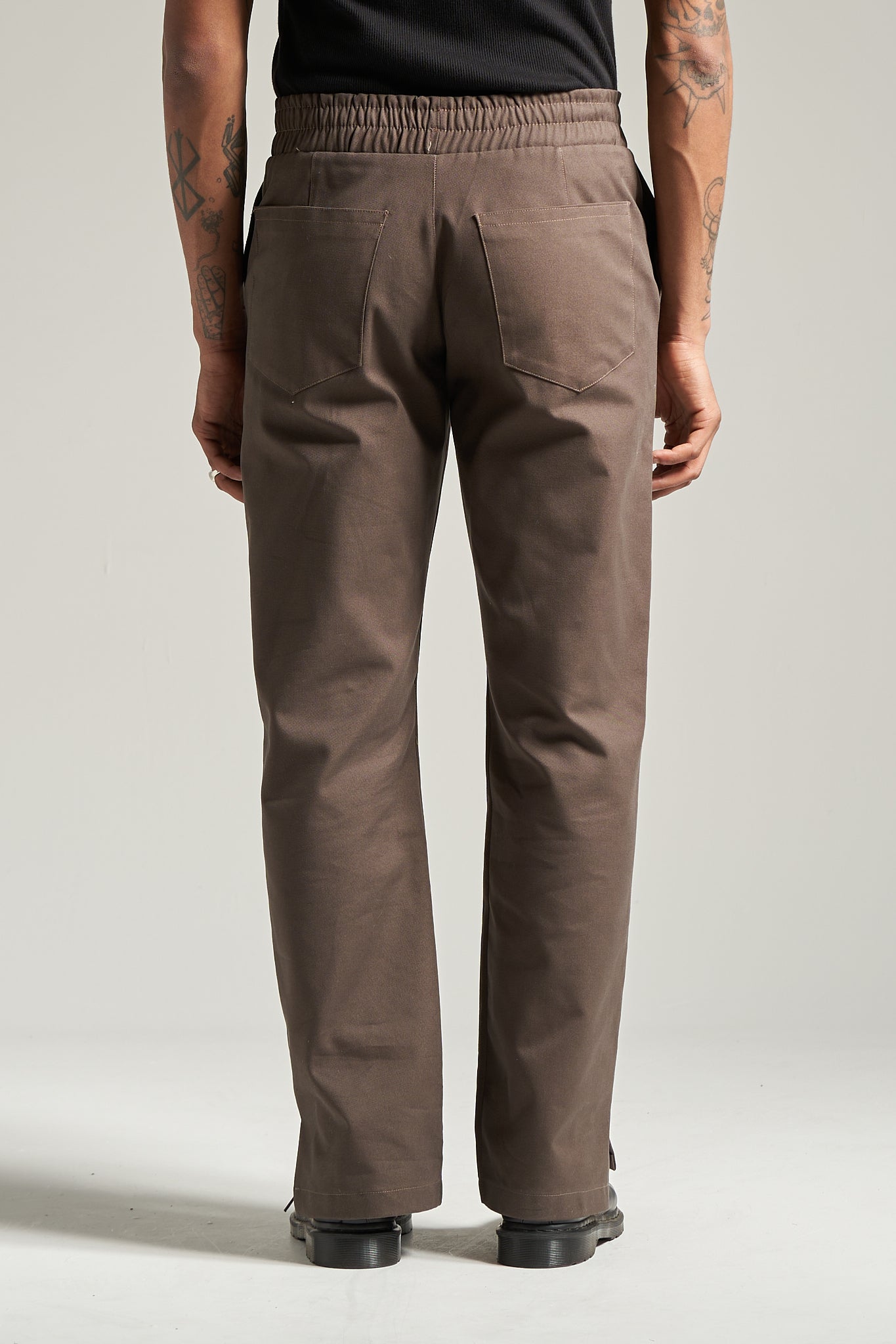 The Umber Canvas Split Pant