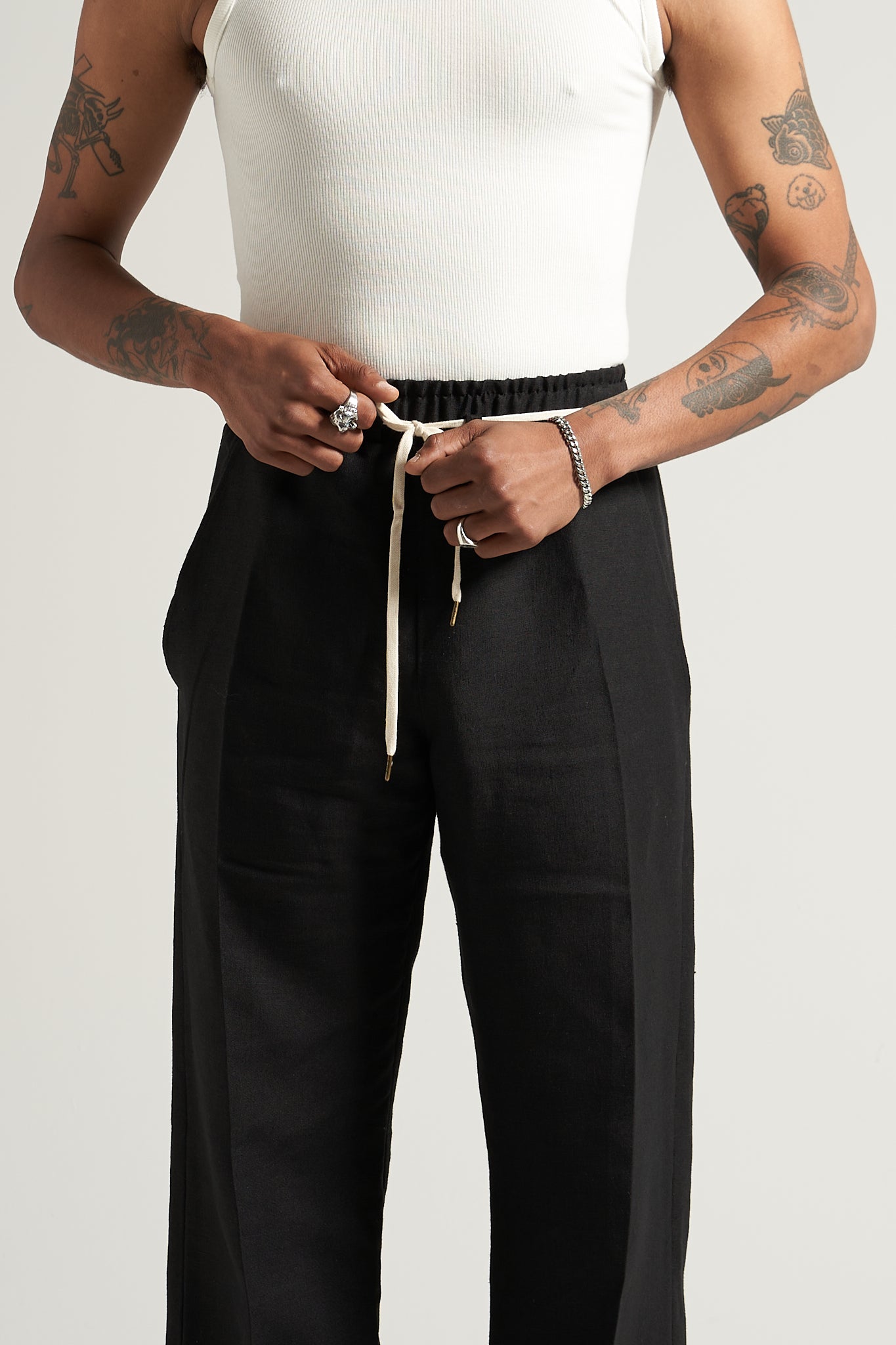 The Black Linen Flow Pant